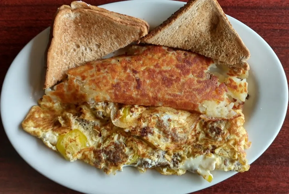Philly Cheesesteak Omelette